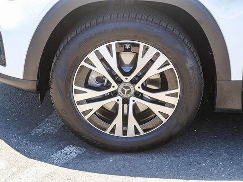 Certified 2026 Mercedes-Benz GLB 250 image 9