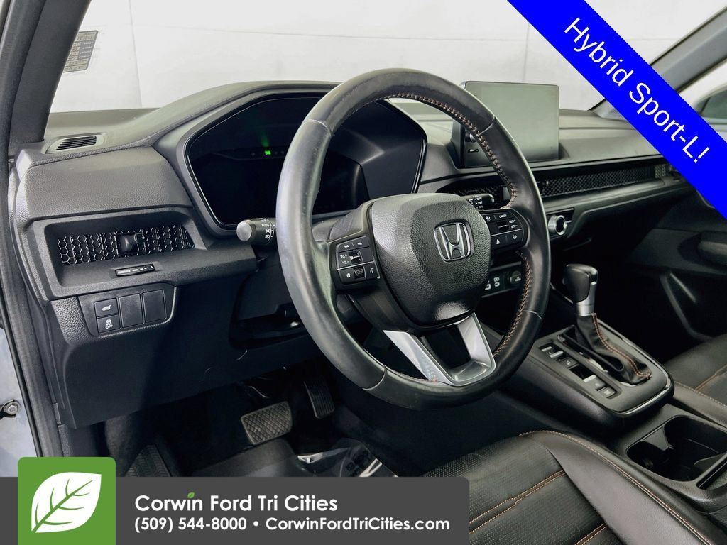 Used 2025 Honda CR-V Sport-L image 3
