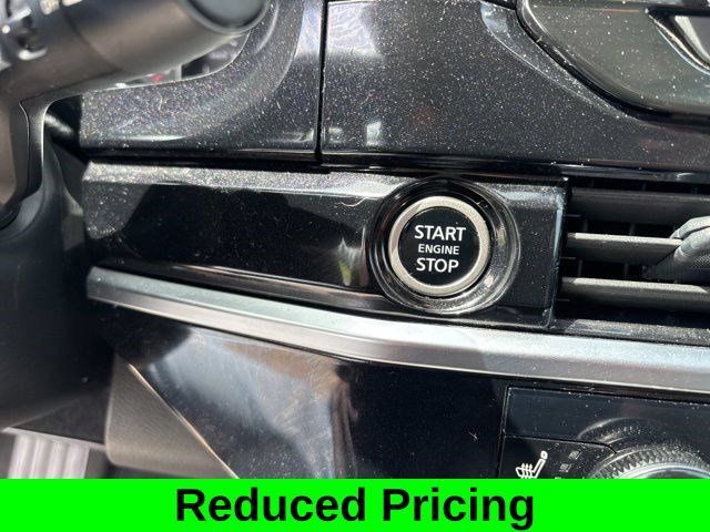 Used 2024 Nissan Pathfinder SV AWD/4WD image 20