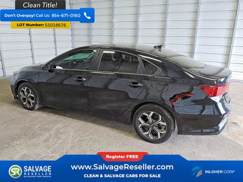 Used 2020 Kia Forte LXS FWD image 3