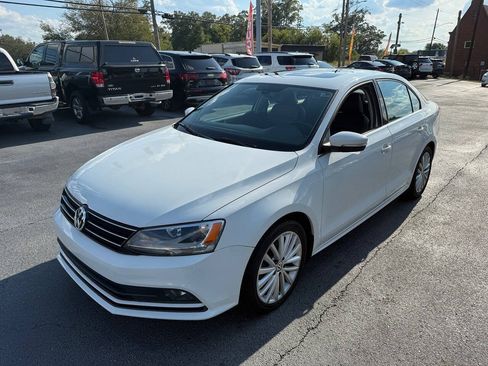 Used 2016 Volkswagen Jetta SEL FWD image 8
