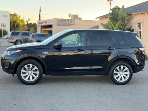 Used 2018 Land Rover Discovery Sport SE image 9
