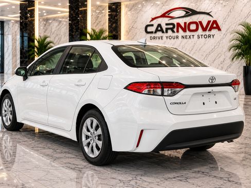 Used 2023 Toyota Corolla LE FWD image 5