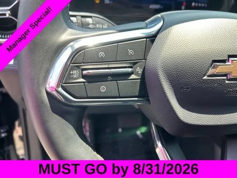 Used 2025 Chevrolet Equinox LT FWD image 17