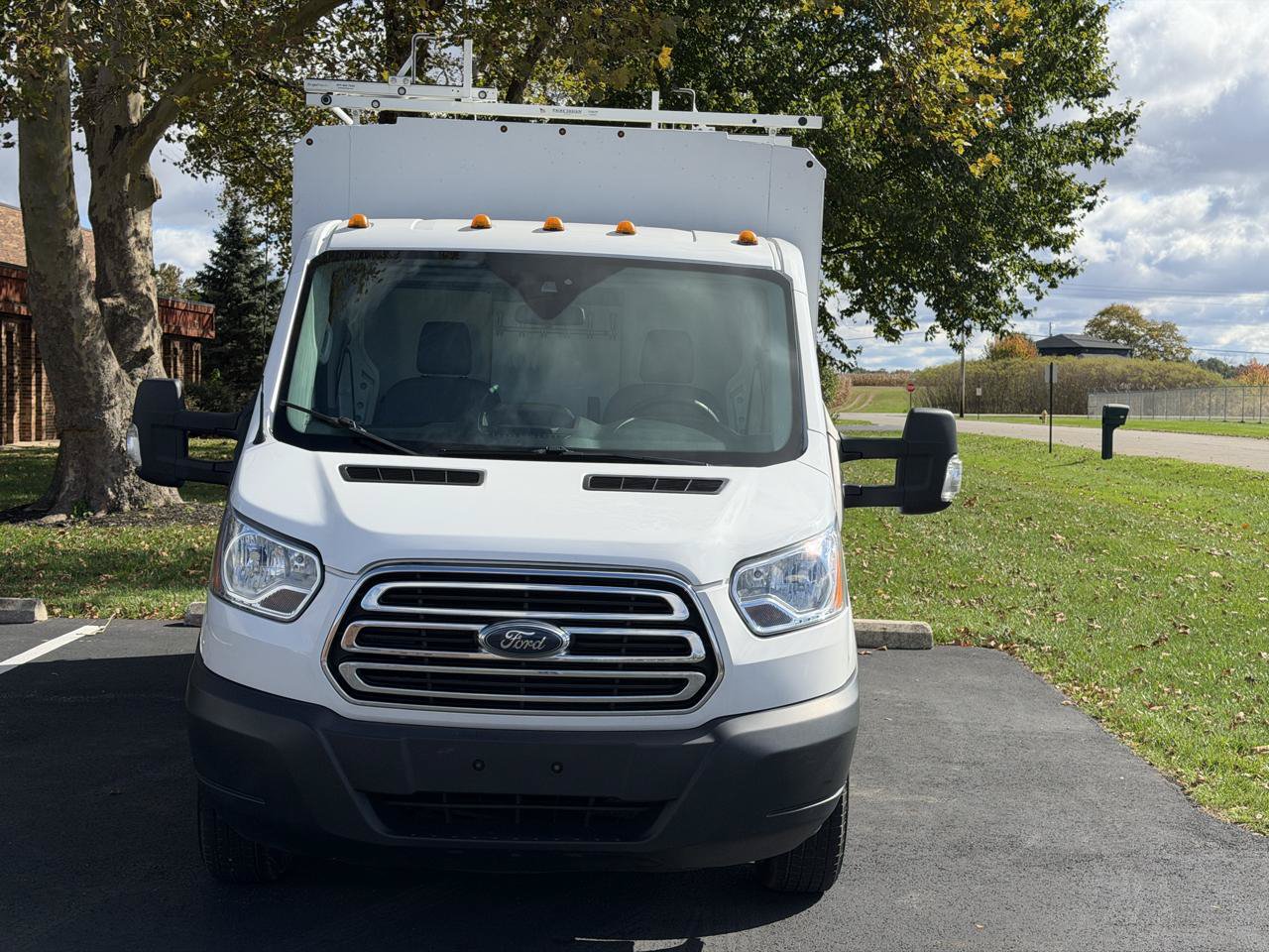 Used 2019 Ford Transit 350 138 RWD image 9