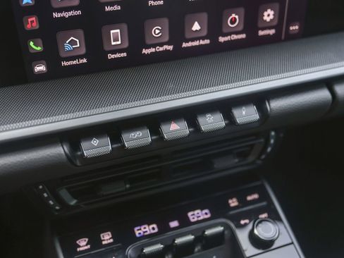 Certified 2024 Porsche 911 Carrera 4S AWD/4WD image 25