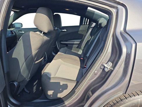 Used 2020 Dodge Charger SXT RWD image 11