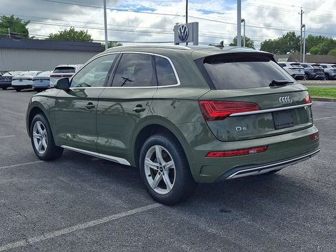 Used 2023 Audi Q5 2.0T Premium w/ Convenience Package AWD/4WD image 4