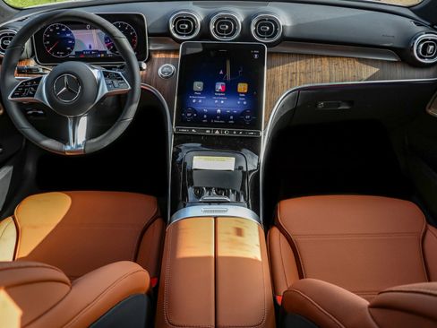 New 2025 Mercedes-Benz C 300 4MATIC Sedan image 9