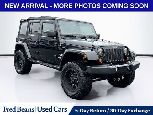 Used 2013 Jeep Wrangler Unlimited Sahara w/ Connectivity Group image 1