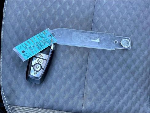 Used 2021 Ford Escape SE w/ Cold Weather Package image 34