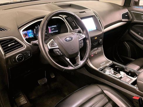 Used 2020 Ford Edge SEL w/ Convenience Package image 12