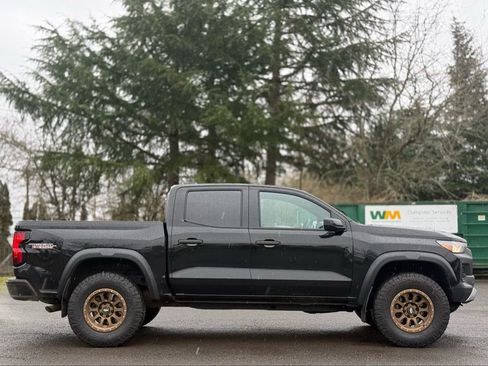 Used 2024 Chevrolet Colorado Trail Boss w/ Advanced Trailering Package image 5