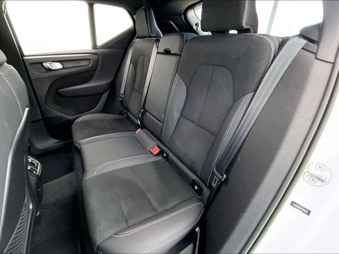 Used 2023 Volvo XC40 Recharge Ultimate AWD/4WD image 30