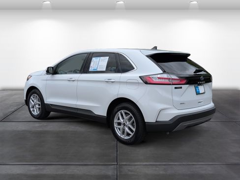 Used 2024 Ford Edge SEL AWD/4WD image 3