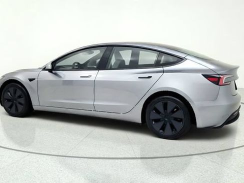 Used 2025 Tesla Model 3 Long Range RWD image 5