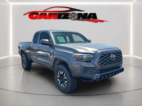 Used 2017 Toyota Tacoma SR RWD image 1