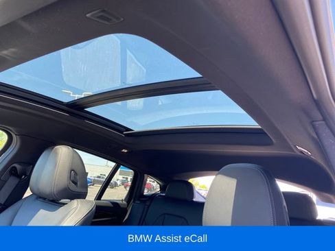 Used 2025 BMW X4 xDrive30i AWD/4WD image 16
