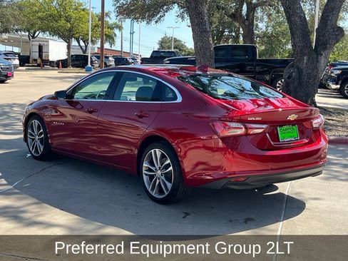 Used 2025 Chevrolet Malibu LT FWD image 3