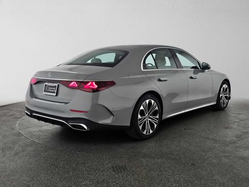 Used 2026 Mercedes-Benz E 350 Sedan image 3