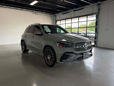 Used 2024 Mercedes-Benz GLE 450 4MATIC image 8
