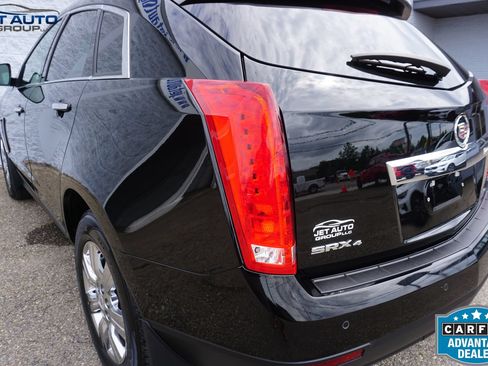 Used 2015 Cadillac SRX Luxury w/ Driver Awareness Package AWD/4WD image 9