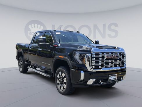 New 2026 GMC Sierra 2500 Denali w/ Denali Reserve Package AWD/4WD image 10