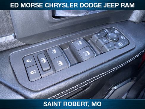 New 2026 RAM 2500 Laramie AWD/4WD image 28