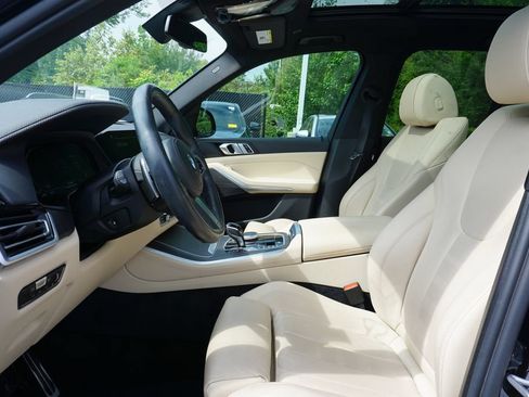 Used 2022 BMW X5 sDrive40i w/ M Sport Package RWD image 11