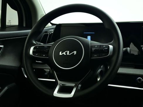 Certified 2024 Kia Sportage LX image 9