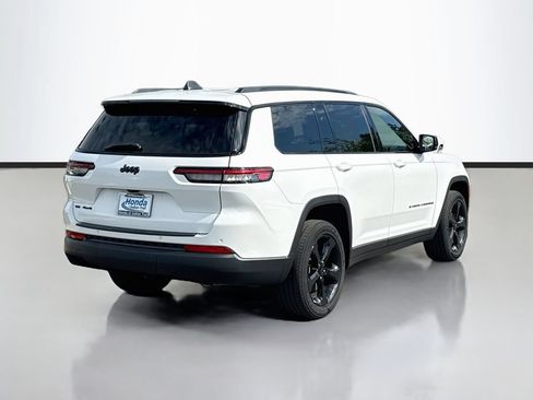 Used 2023 Jeep Grand Cherokee L Laredo AWD/4WD image 8