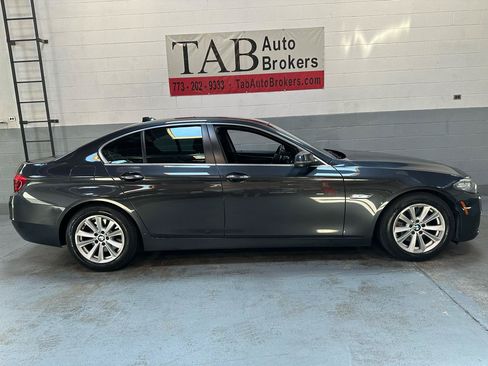 Used 2016 BMW 528i xDrive Sedan AWD/4WD image 2