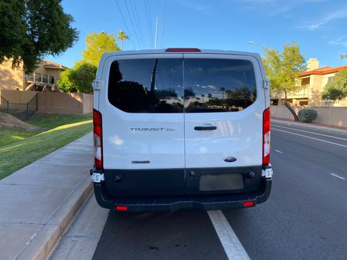 Used 2016 Ford Transit 350 XL image 7