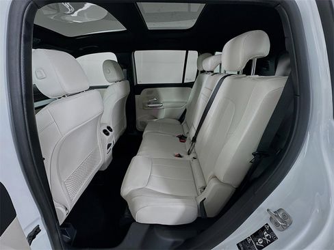 New 2026 Mercedes-Benz GLB 250 GLB 250 image 24