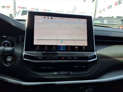 Used 2023 Jeep Compass Trailhawk w/ Trailhawk Elite Group image 18