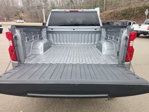 Used 2025 Chevrolet Silverado 1500 LT image 46