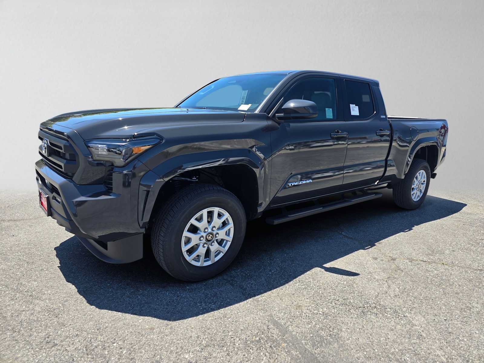 Used 2026 Toyota Tacoma SR5 RWD image 7