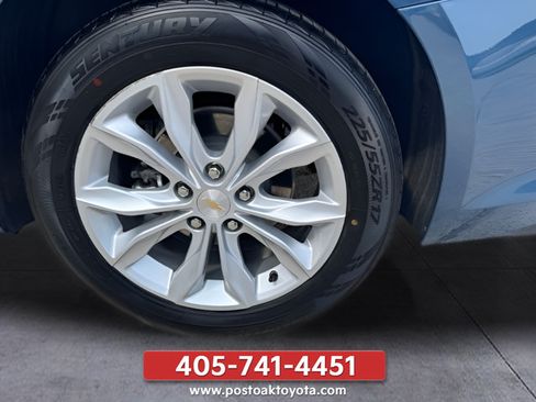 Used 2025 Chevrolet Malibu LT FWD image 14