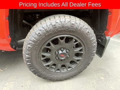 Used 2024 Toyota Tacoma TRD Sport w/ TRD Sport Upgrade Package AWD/4WD image 4