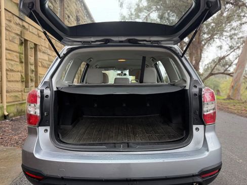 Used 2015 Subaru Forester 2.5i w/ Alloy Wheel Package image 26