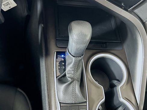 Used 2023 Toyota Camry LE image 24