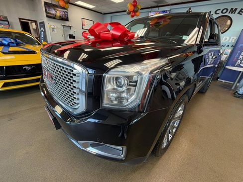 Used 2016 GMC Yukon Denali image 7