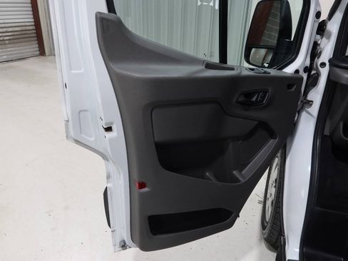 Used 2023 Ford Transit 350 XLT RWD image 24