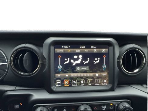 Used 2023 Jeep Wrangler Unlimited Sahara AWD/4WD image 49