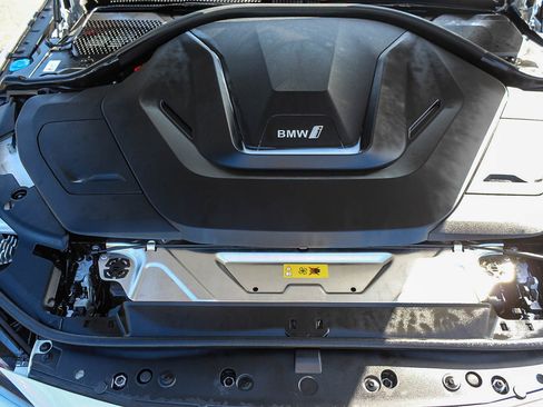 Certified 2023 BMW i4 eDrive35 w/ Premium Package image 27