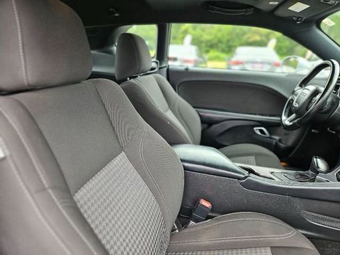 Used 2023 Dodge Challenger SXT image 14