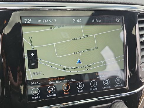 Used 2021 Jeep Grand Cherokee Limited AWD/4WD image 23
