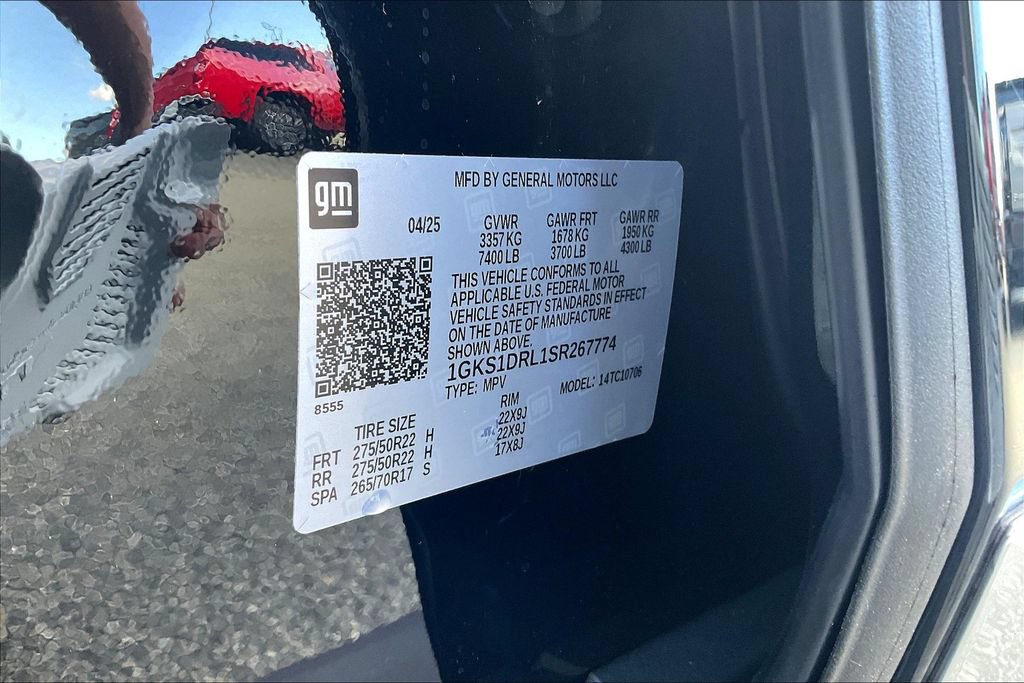 New 2025 GMC Yukon Denali w/ Denali Reserve Package RWD image 13