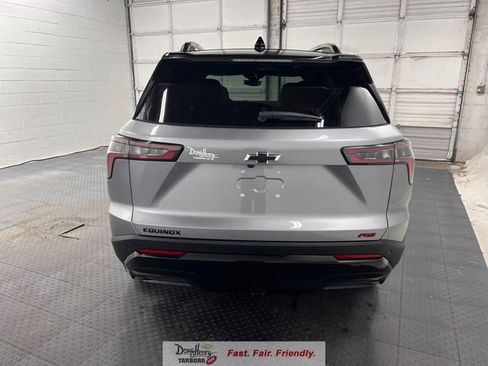 New 2026 Chevrolet Equinox RS w/ Convenience Package III FWD image 8