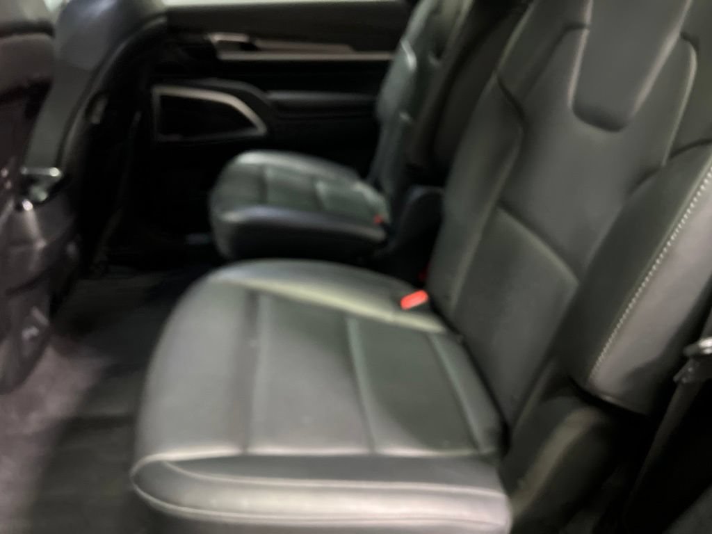 Used 2025 Kia Telluride S FWD image 18